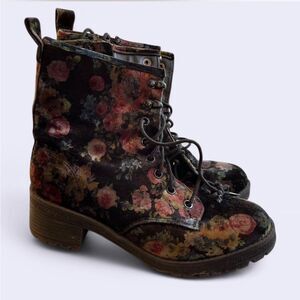 Madden Girl Eloisee Combat Booties 6.5